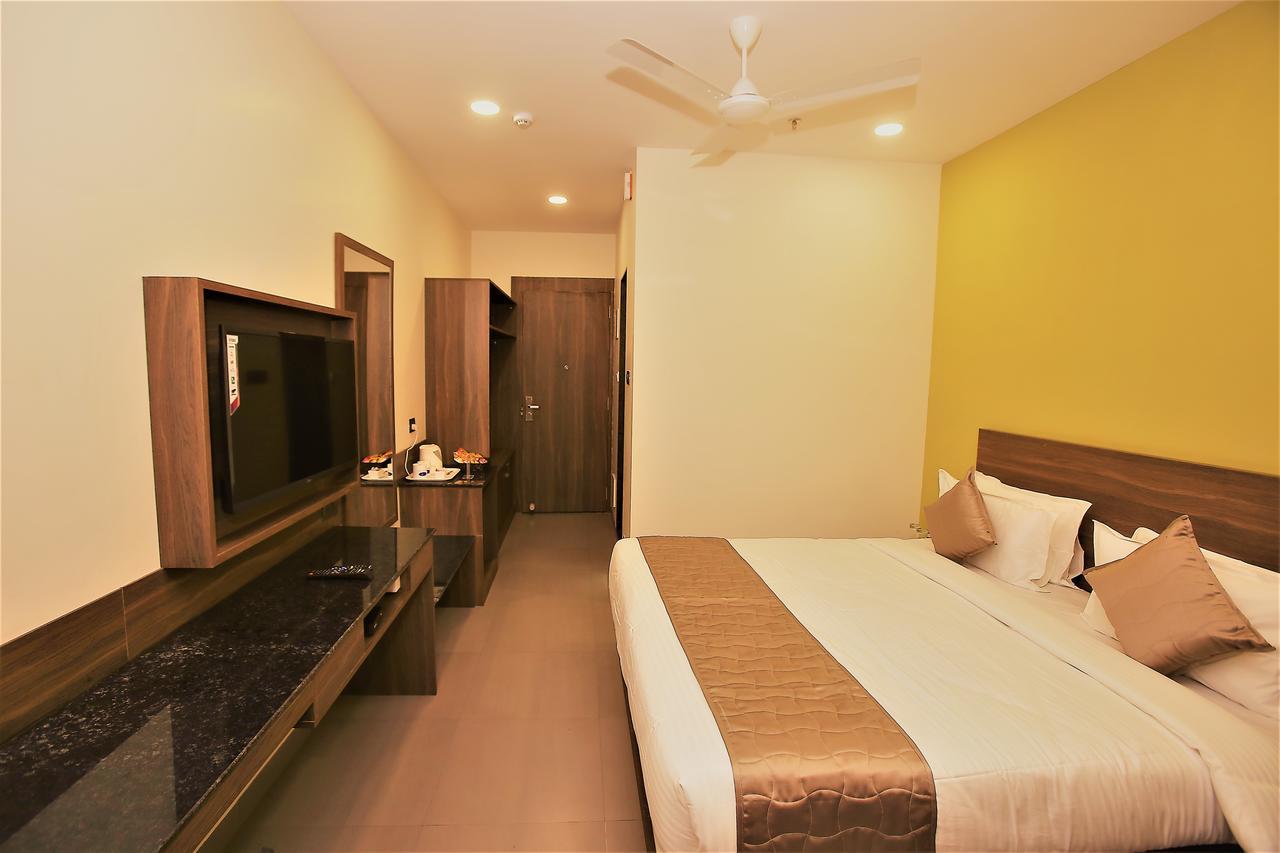 Genx Surat By 1589 Hotels Palsana  Exterior photo