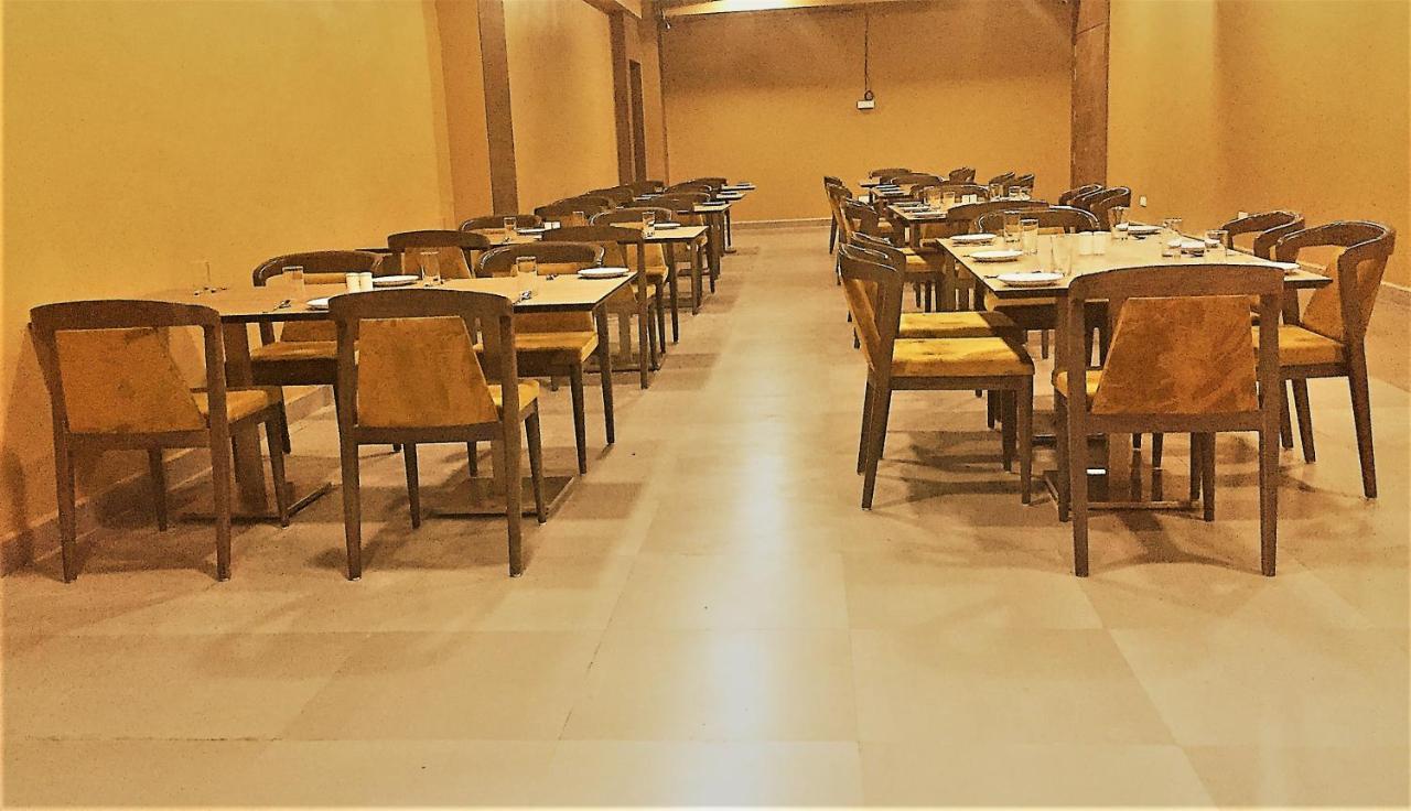 Genx Surat By 1589 Hotels Palsana  Exterior photo