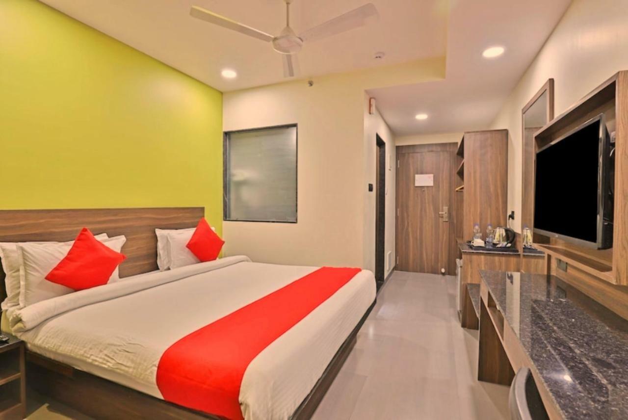 Genx Surat By 1589 Hotels Palsana  Exterior photo
